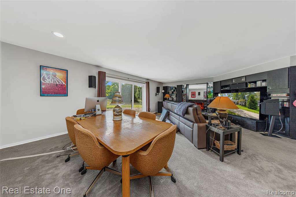 4261 Lakeridge Court, Bloomfield Hills, MI 48302 — Photo 51