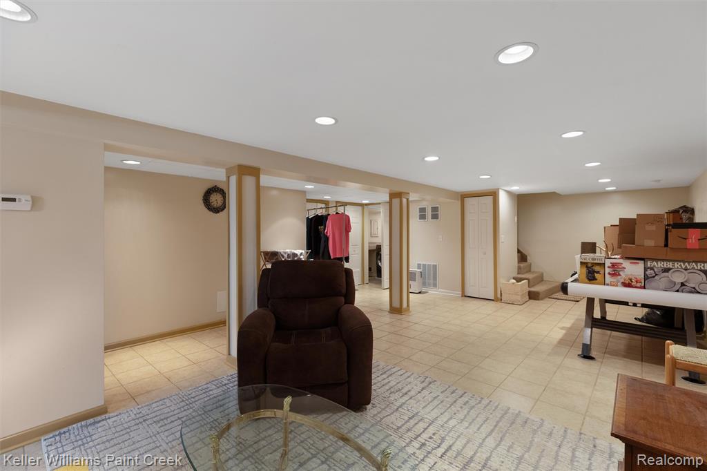 420 Dons Court, Ortonville, MI 48462 — Photo 20