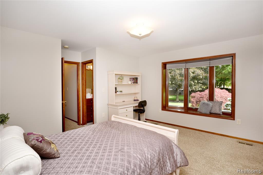 960 Eckford Drive, Troy, MI 48085 — Photo 16