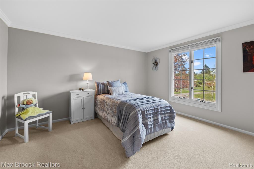 1818 Argosy Court, Bloomfield, MI 48302 — Photo 22