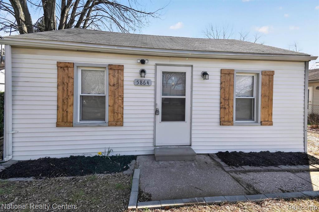 5864 N Harvey Street, Westland, MI — Photo 6