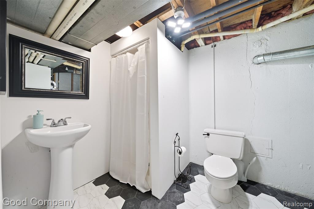 5035 University Avenue, Warren, MI 48092 — Photo 14