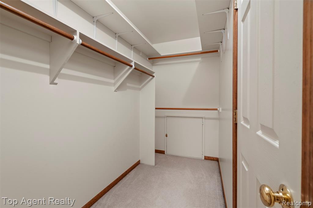 4430 Bayleaf Drive, Sterling Heights, MI 48314 — Photo 33