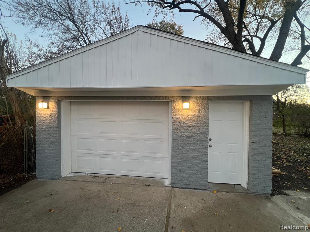 6038 NATCHEZ Drive, Mount Morris, MI 48458 — Photo 5