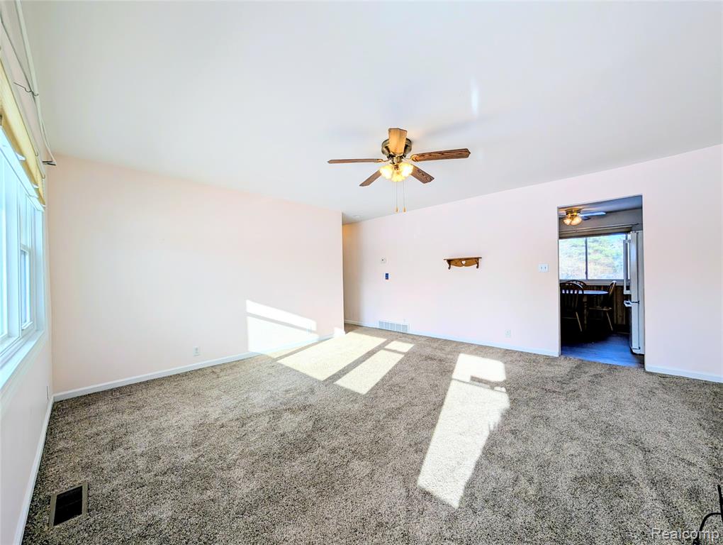 947 Beech Street, Bad Axe, MI 48413 — Photo 11