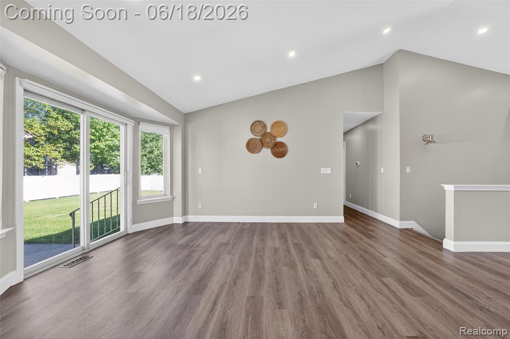 45925 Ashwood Lane, Macomb, MI 48044 — Photo 12