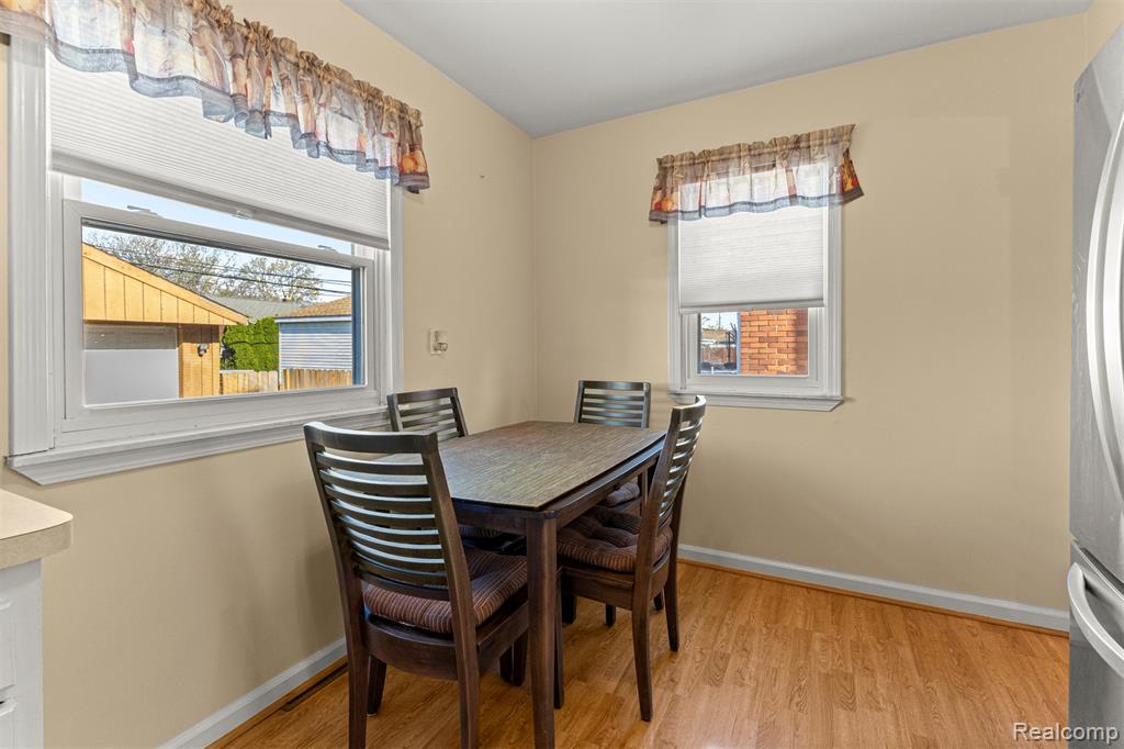 9896 Park Avenue, Allen Park, MI 48101 — Photo 14