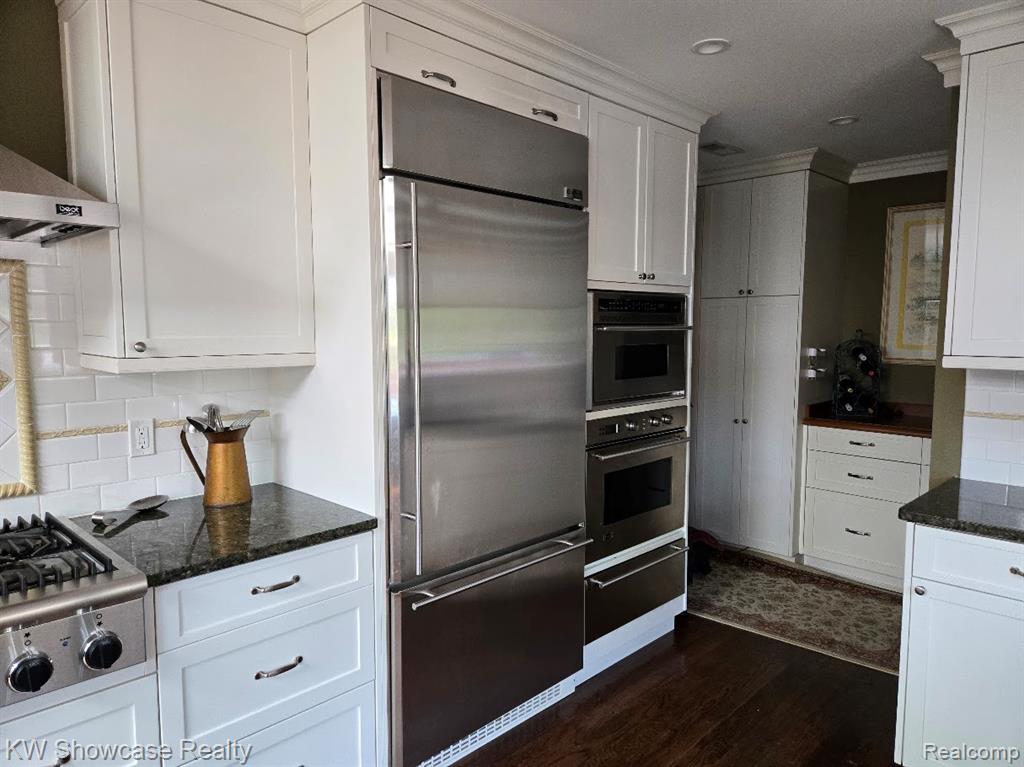 474 Beverly Island Drive, Waterford, MI 48328 — Photo 10