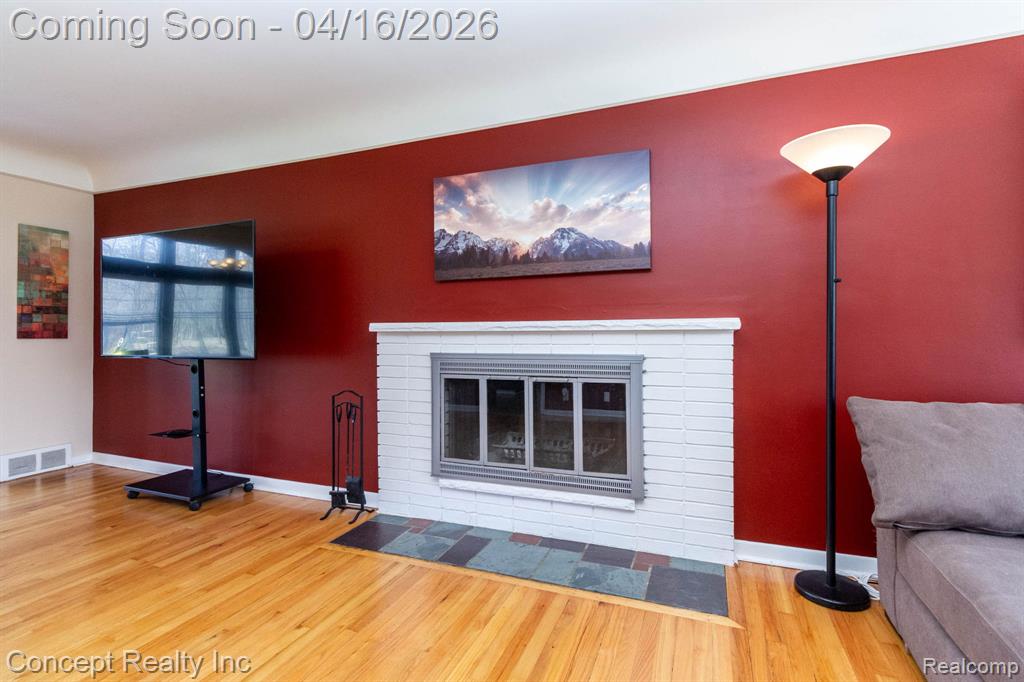 21247 Shurley Drive, Grosse Ile, MI 48138 — Photo 8