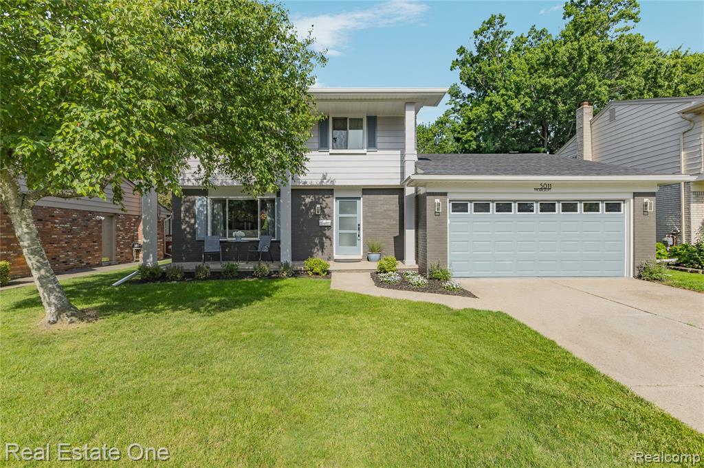 5011 Thorncroft Avenue, Royal Oak, MI 48073 — Photo 2