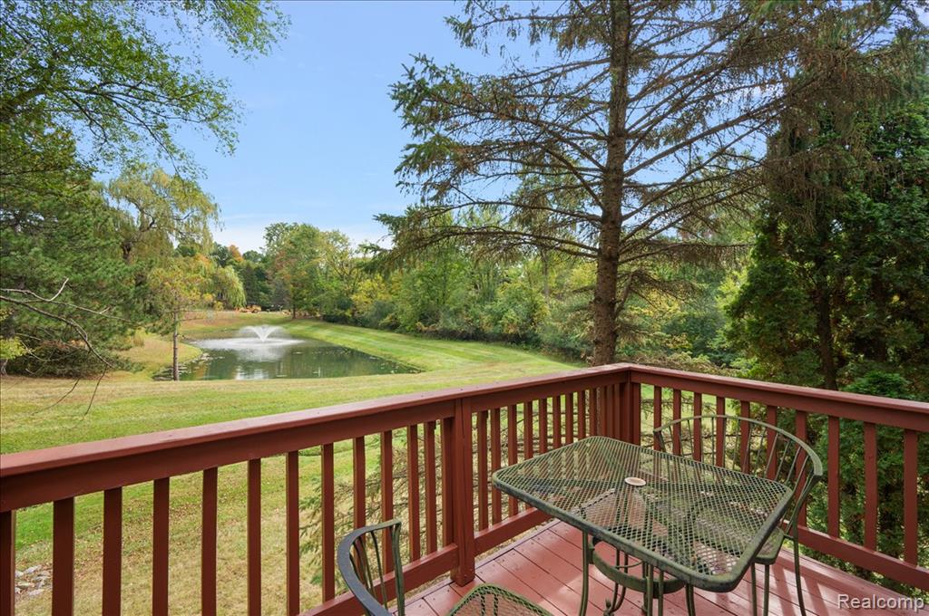 7481 Hickory Hill Drive, 25, West Bloomfield, MI — Photo 9