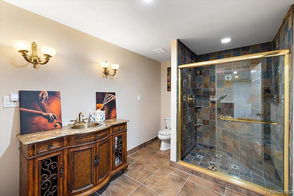 6531 CHELSEA, West Bloomfield, MI — Photo 29