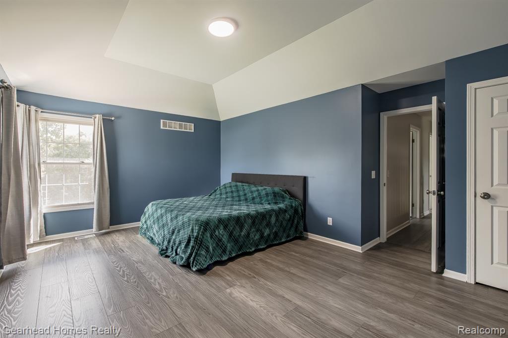 8088 Denton Hill Road, Fenton, MI 48430 — Photo 25