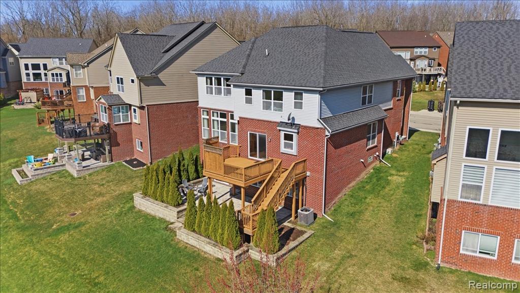 4930 E Stonegate Circle, Lake Orion, MI — Photo 44