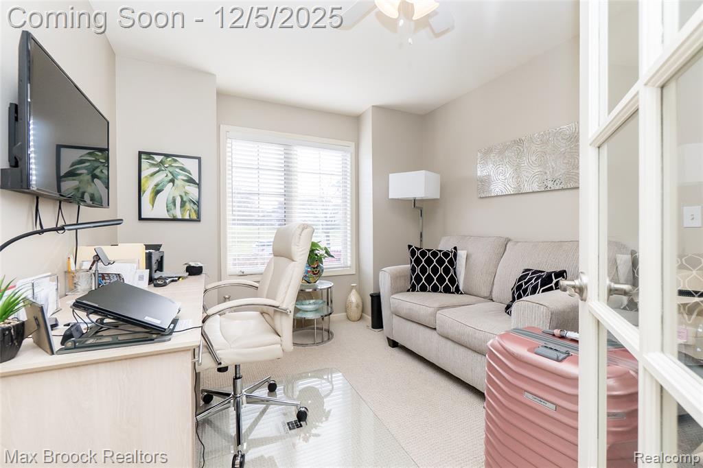 6157 Lochmore Drive, Commerce Twp, MI 48382 — Photo 9