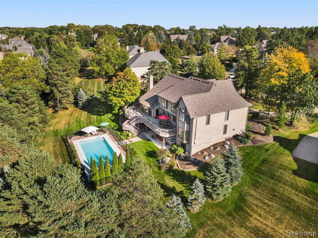 5724 Murfield Drive, Rochester, MI 48306 — Photo 16