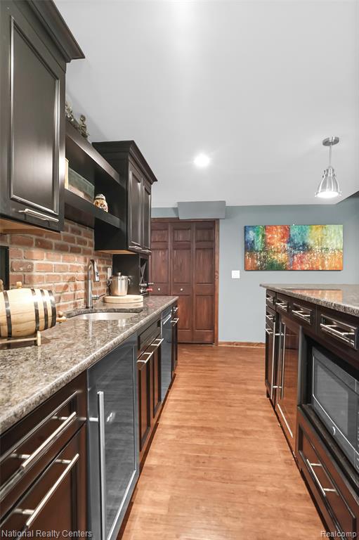 11500 Lisa Lori Lane, South Lyon, MI 48178 — Photo 31