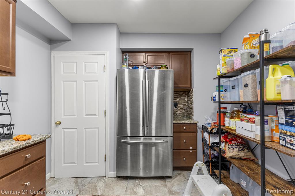 7925 Pinehurst Street, Dearborn, MI 48126 — Photo 15