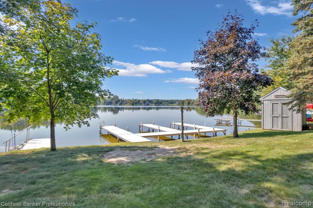 4655 Cusenza Drive, Otter Lake, MI 48464 — Photo 43