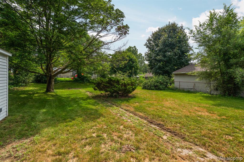 790 Friar Drive, Milford, MI 48381 — Photo 31