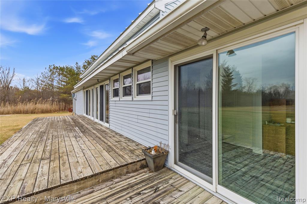5265 Smiths Creek Road, Kimball, MI — Photo 41