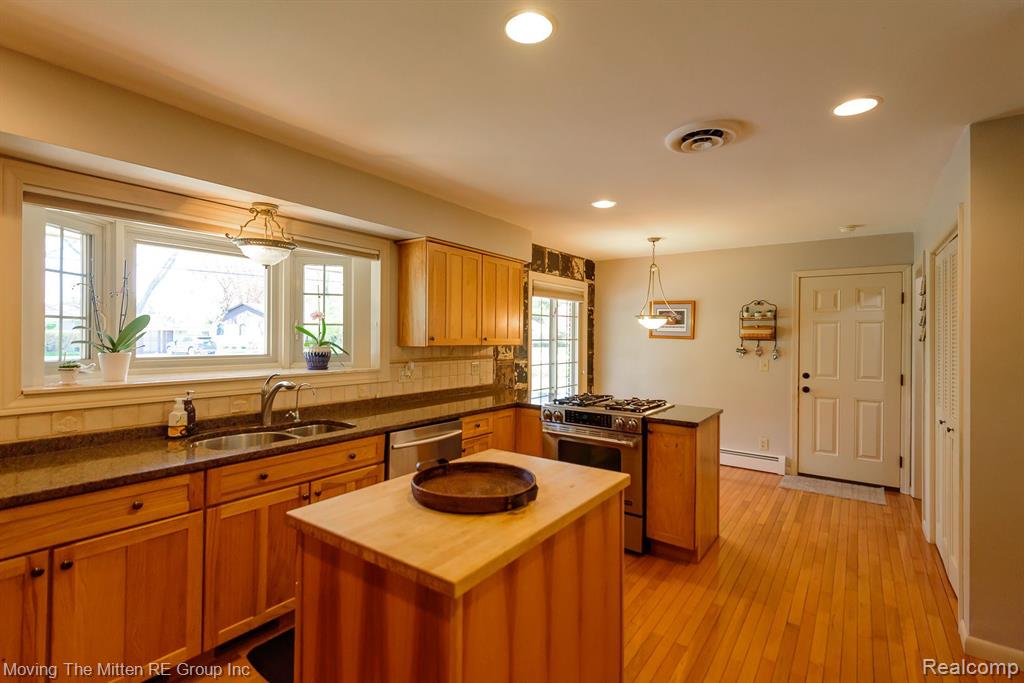44119 HARMONY Lane, Van Buren, MI 48111 — Photo 22