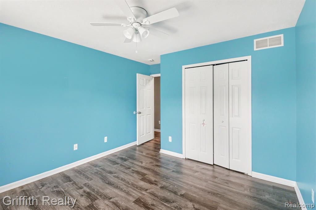 7055 Augustine Court, Fenton, MI 48430 — Photo 17