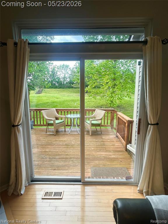 41835 Primrose Drive, Novi, MI 48377 — Photo 8