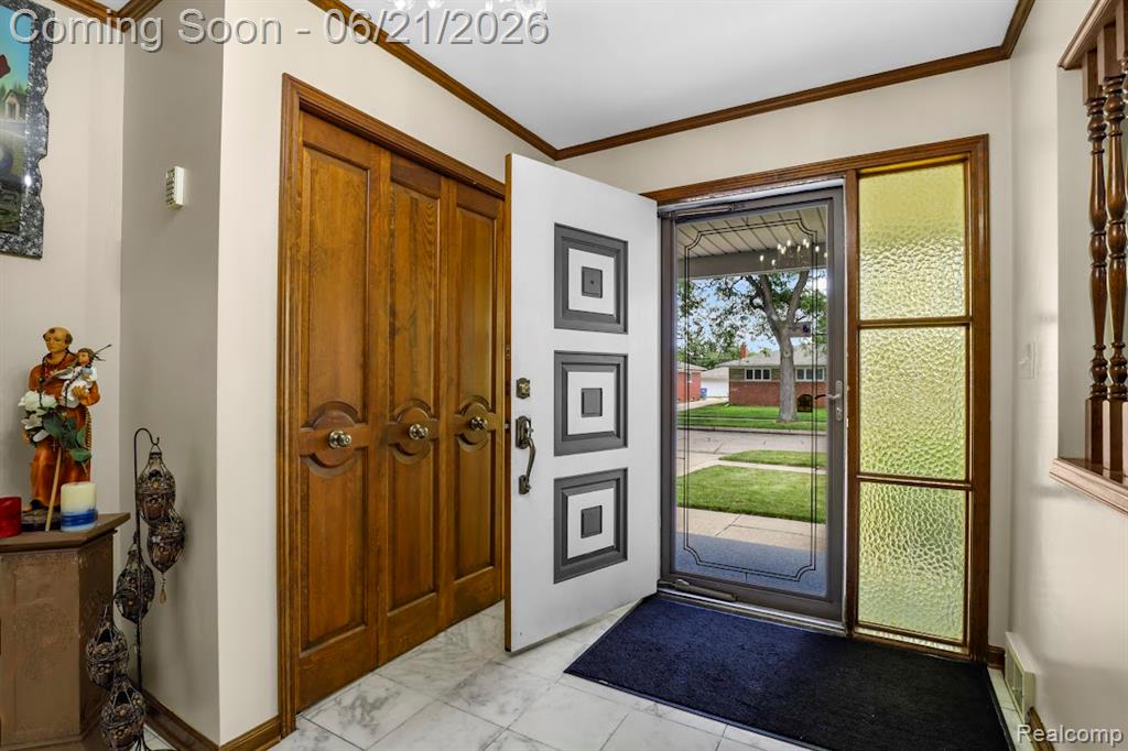 26449 Haverhill Drive, Warren, MI 48091 — Photo 4
