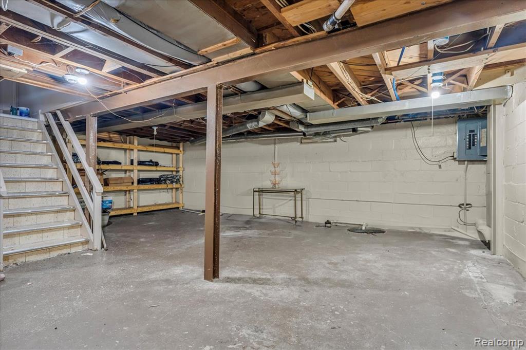 4800 BISHOP Street, Detroit, MI 48224 — Photo 33