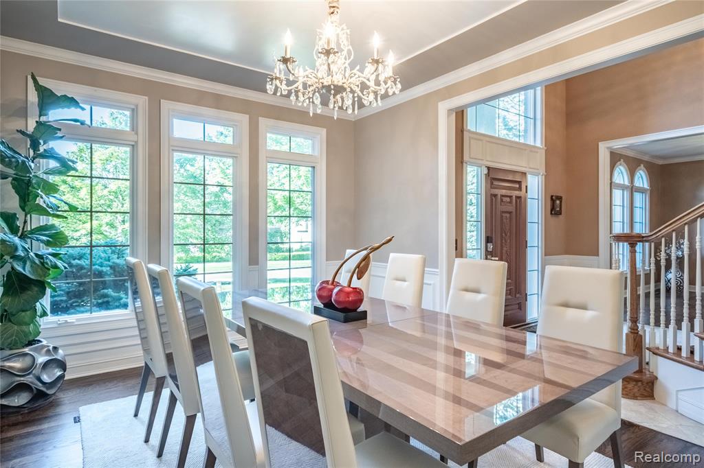 4575 Forest Edge Lane N, West Bloomfield, MI 48323 — Photo 10