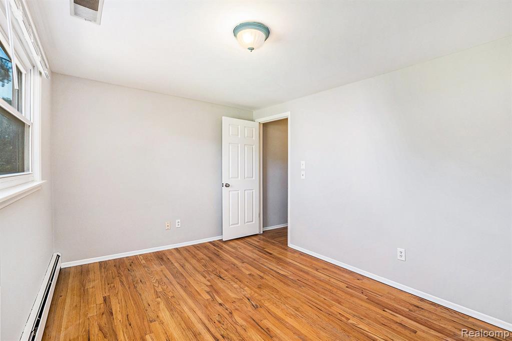 4516 Kevin Court, West Bloomfield, MI — Photo 24