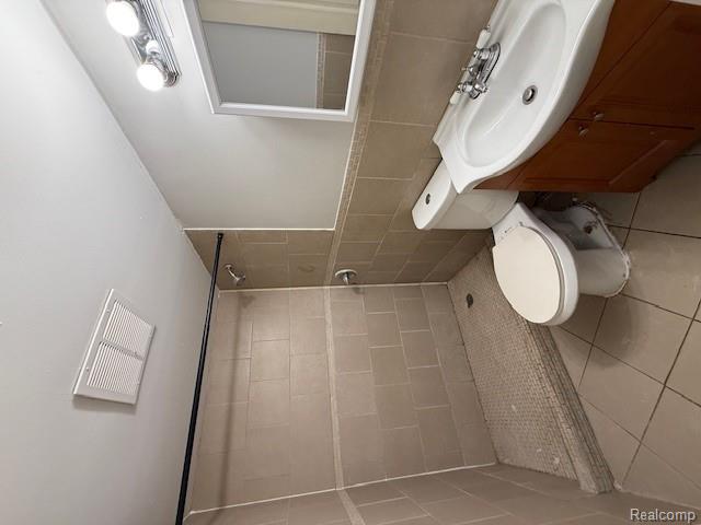 7243 HUDSON Avenue, Warren, MI 48091 — Photo 12