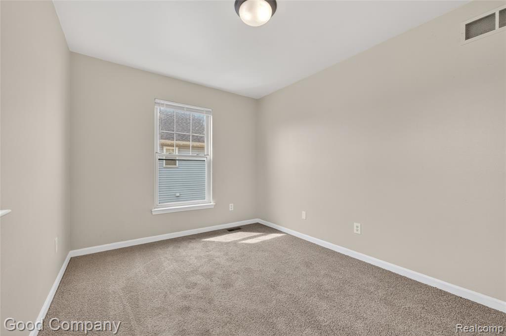 2470 Andrus Street, Hamtramck, MI 48212 — Photo 29