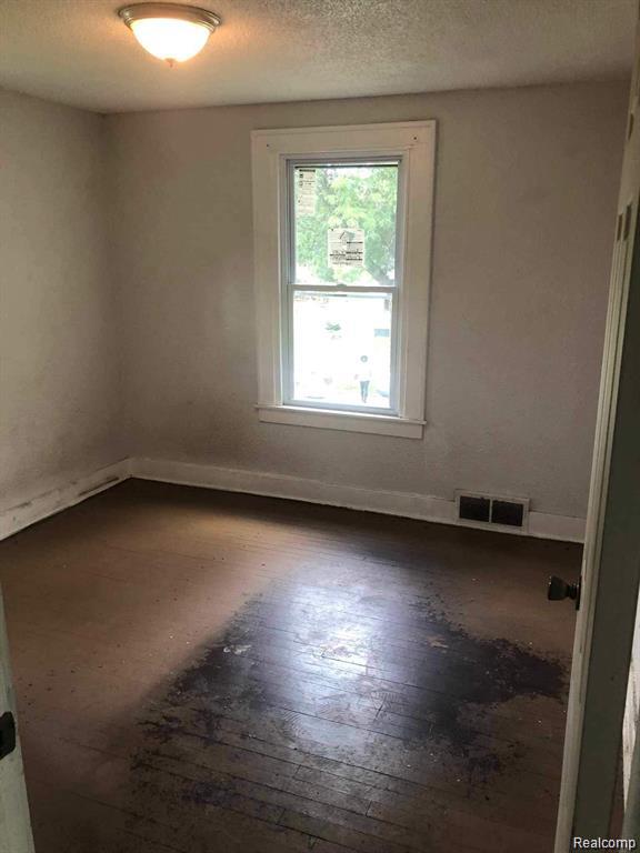 19403 ANDOVER Street, Highland Park, MI 48203 — Photo 19