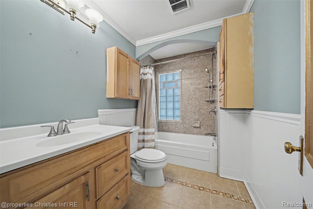 910 W Drayton Street, Ferndale, MI 48220 — Photo 20