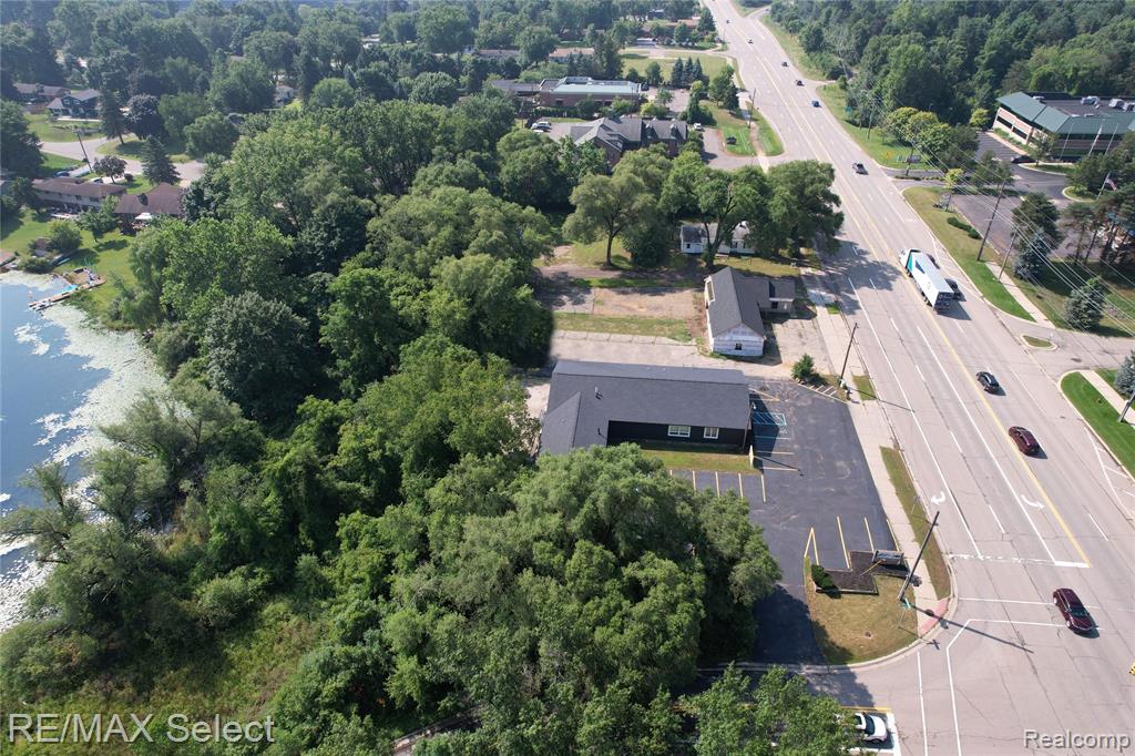 8080 Ortonville Road, Clarkston, MI 48348 — Photo 9