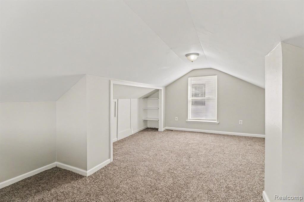 40 W Strathmore Avenue, Pontiac, MI 48340 — Photo 12