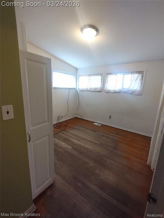 15151 Kenton Street, Oak Park, MI 48237 — Photo 19
