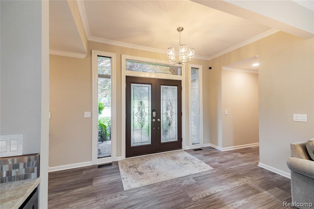 9158 Manchester Boulevard, Grosse Ile, MI 48138 — Photo 4