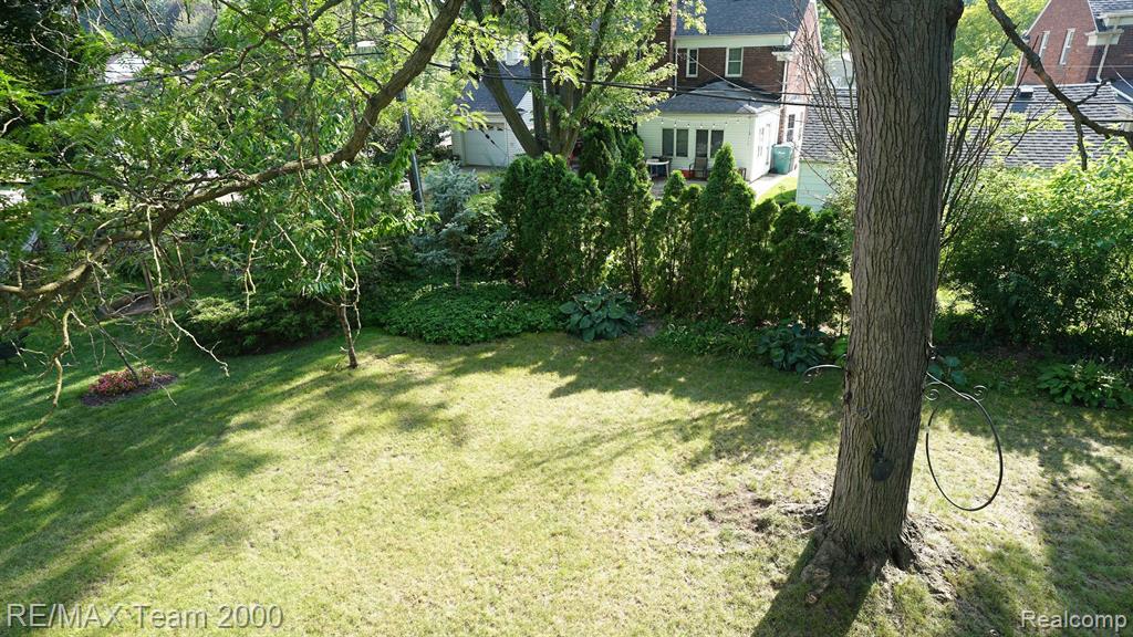 3 BOONE Lane, Dearborn, MI 48120 — Photo 16