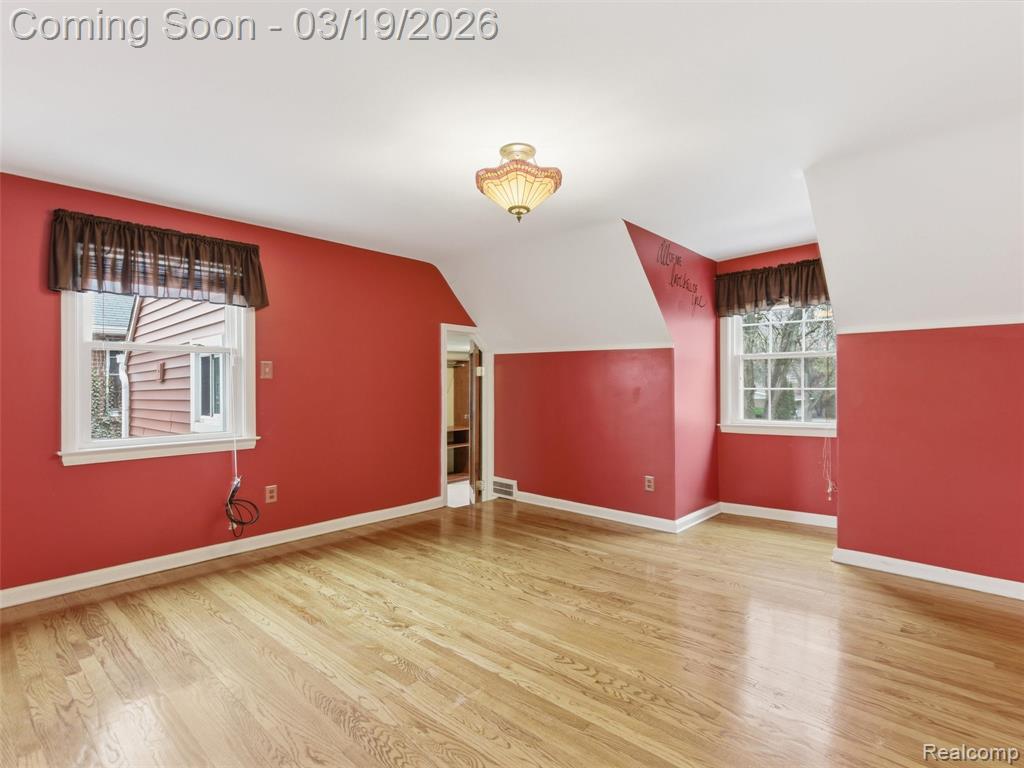 27320 Sunset Boulevard E, Lathrup Village, MI 48076 — Photo 28