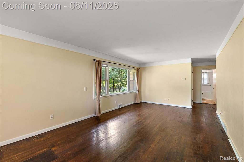 741 W Livingston Road, Highland, MI — Photo 17