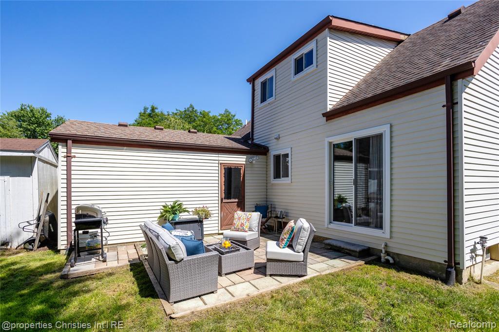 61374 Dean Drive, South Lyon, MI 48178 — Photo 39