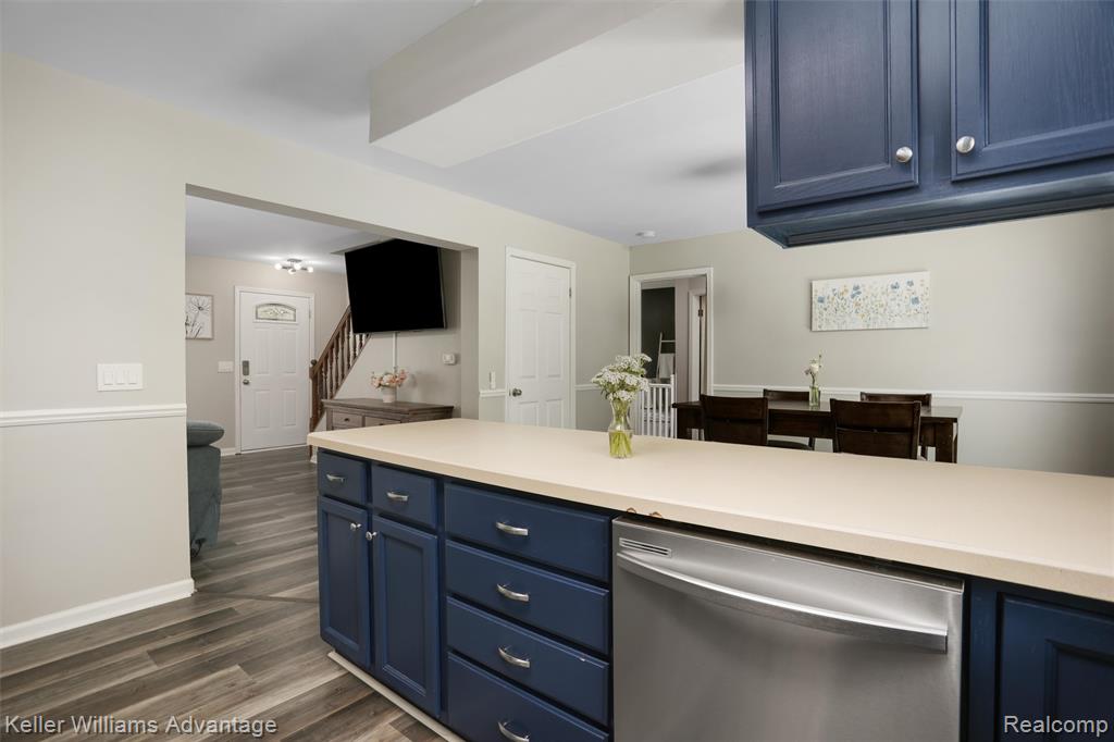 26855 King Road, Romulus, MI 48174 — Photo 11