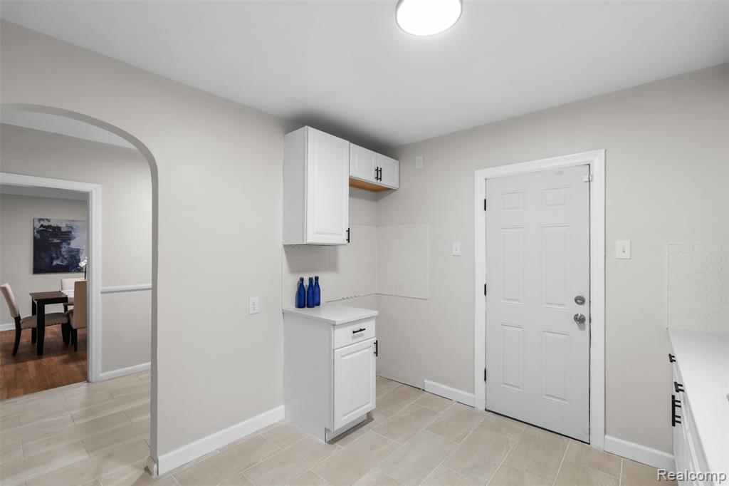13910 Grandmont Avenue, Detroit, MI 48227 — Photo 8