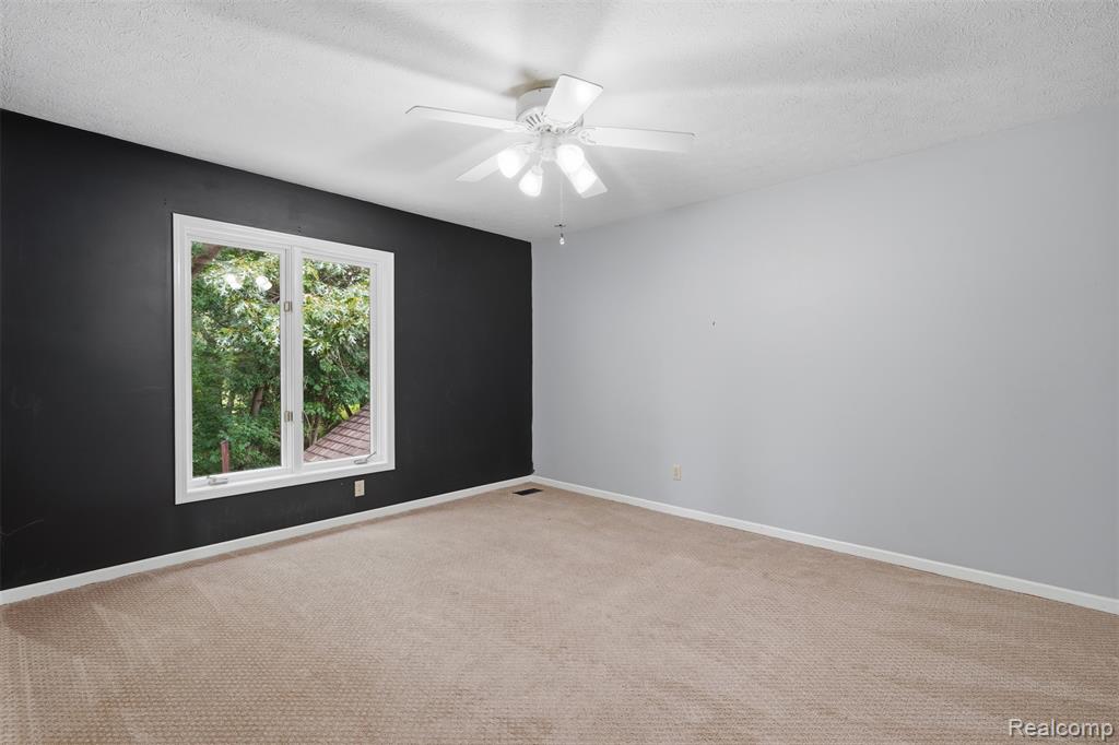 5336 Urbana Drive, Brighton, MI 48116 — Photo 26