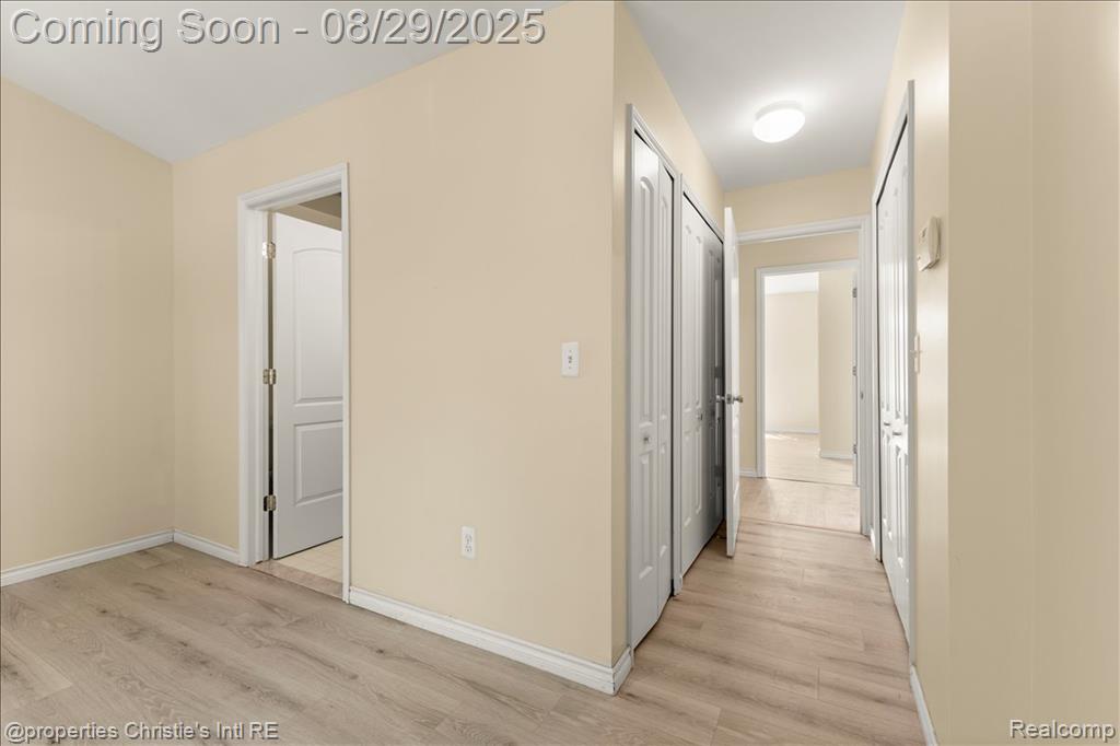 19236 W 11 Mile Road, Lathrup Village, MI 48076 — Photo 23