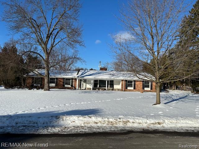 5730 Burnham Road, Bloomfield Hills, MI 48302 — front exterior