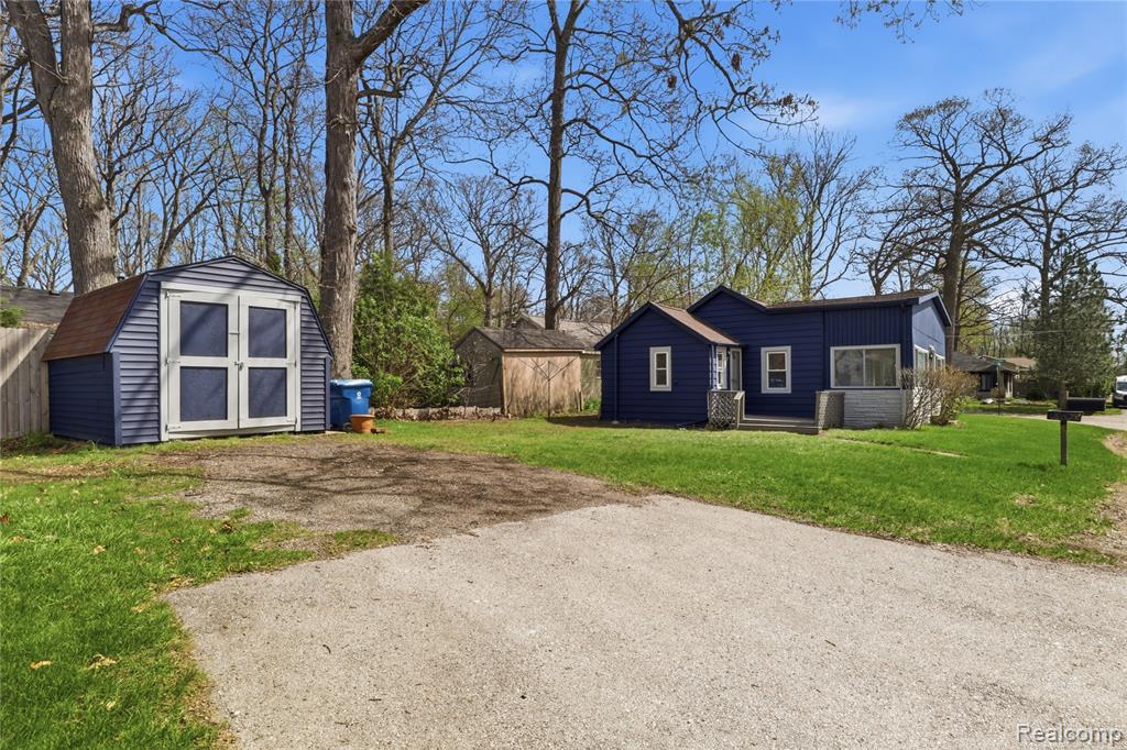 4168 Minnetonka Drive, Linden, MI 48451 — Photo 43